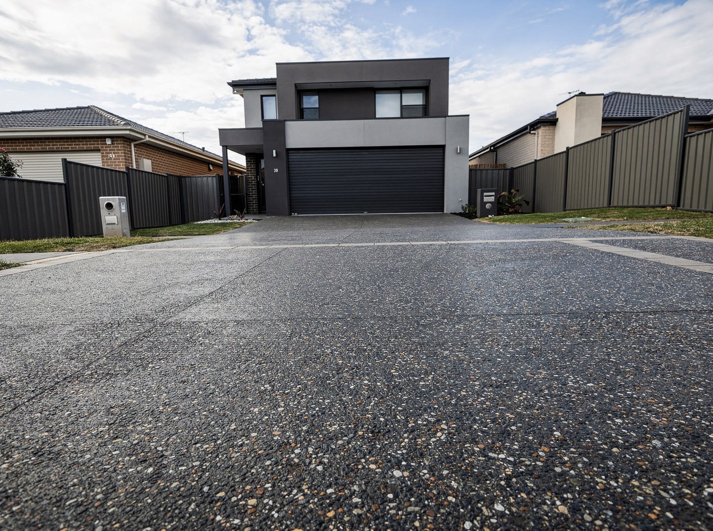 Exposed aggregate concrete driveway in Penrith