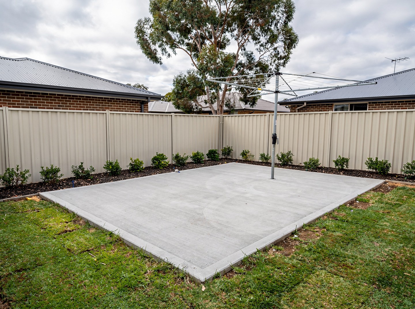 Granny Flat Slab example